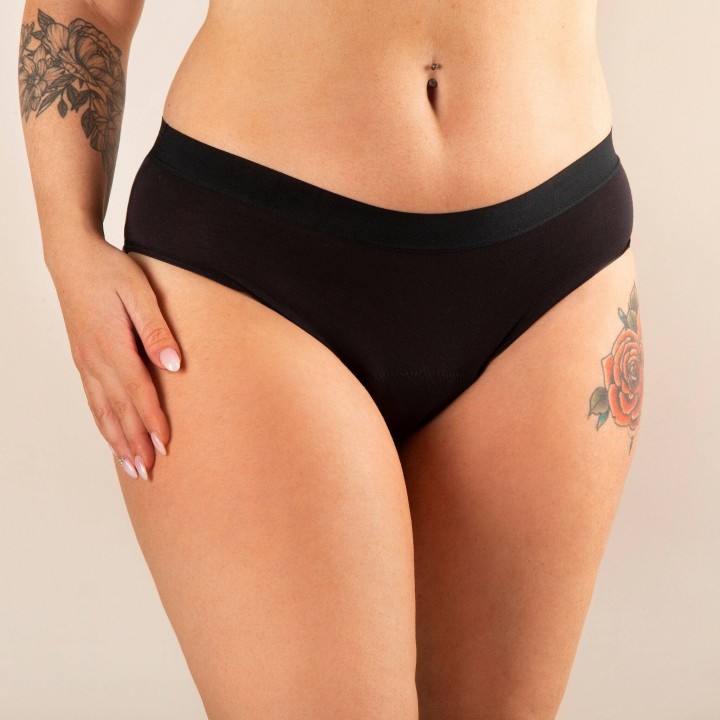 Culotte menstruelle Léa noire, vue de face