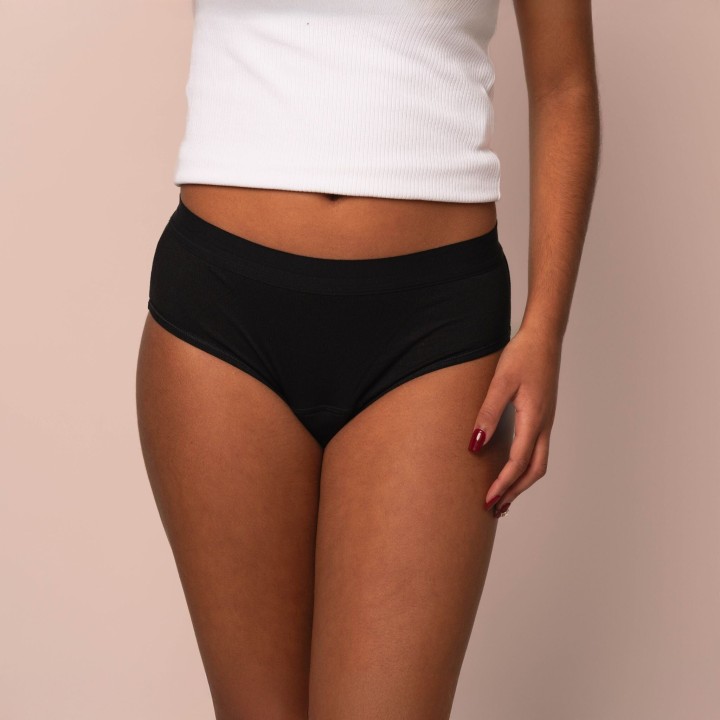 Culotte menstruelle ados Léa noire, détail de la coupe